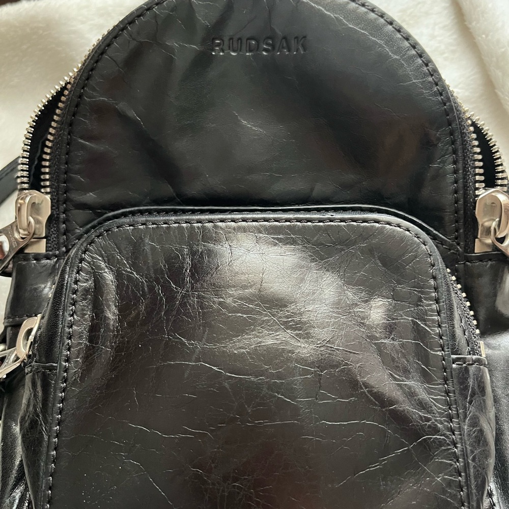RUDSAK Real Leather Mini Backpack